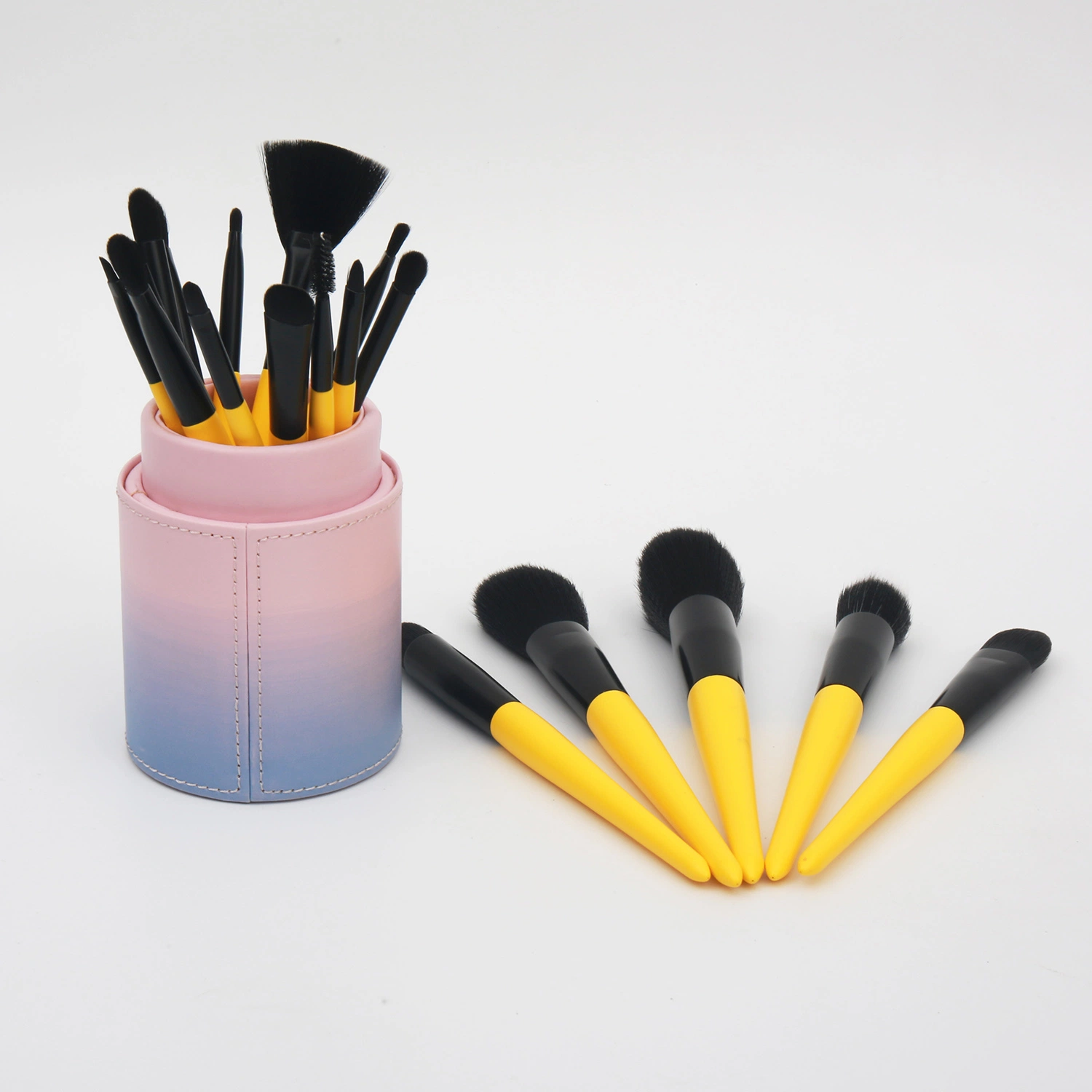 El precio de alta calidad personalizado de cabello sintético cosméticos Brush Tool Kit de Maquillaje