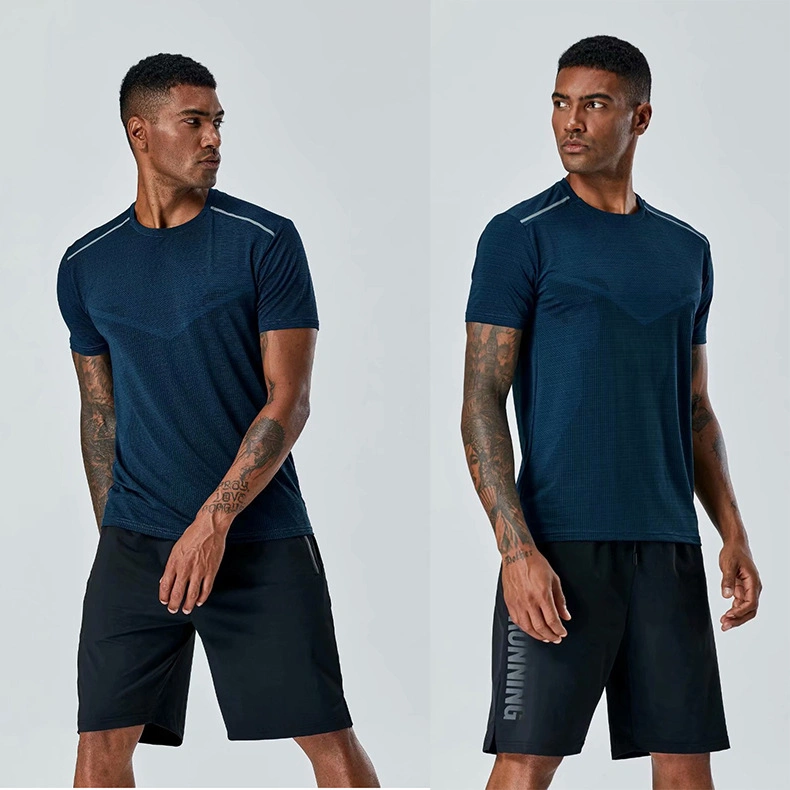 High quality/High cost performance  Customized Models Running Fitness Sports Leisure Men&prime; S T-Shirt Man Sportswear Cotton Men Sweater with Short Sleeves