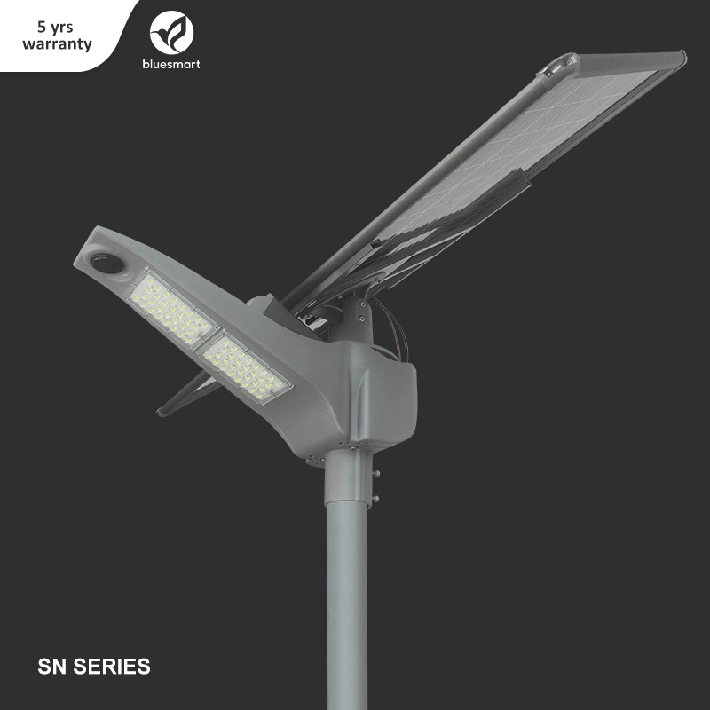 50W Outdoor LED Solar Street/Road/Garden Traffic Light All in One Integrated Light