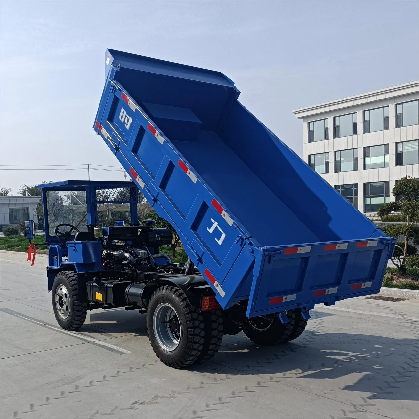 Durable 5-Ton Underground Mining Dump Truck with Strong Chassis