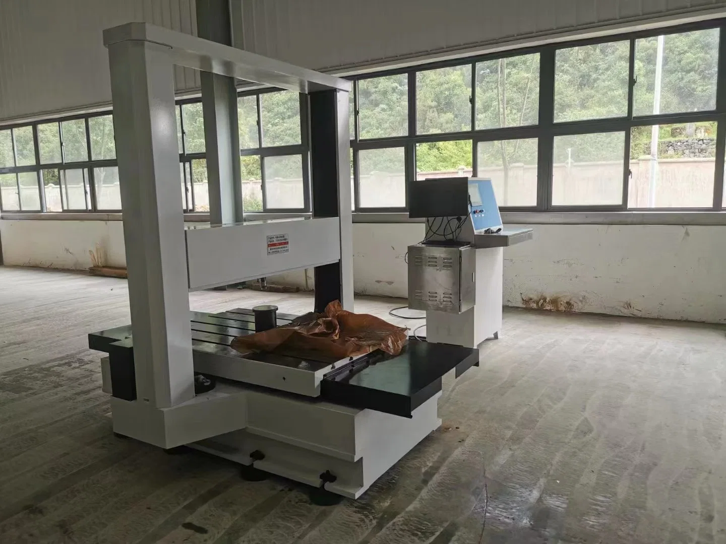 Hbm-3000c Door-Type Electronic Brinell Hardness Tester for Large Workpiece Testing