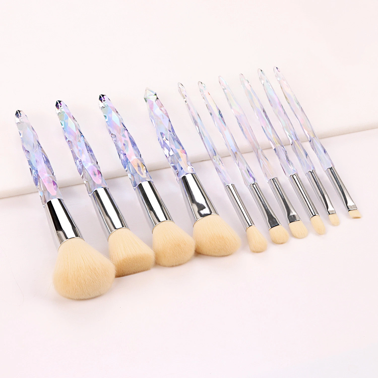 2021 Hotselling Crystal Cosmetic Brush Wholesale/Supplier 6 Colors Makeup Maquillaje Kit Plastic Brush