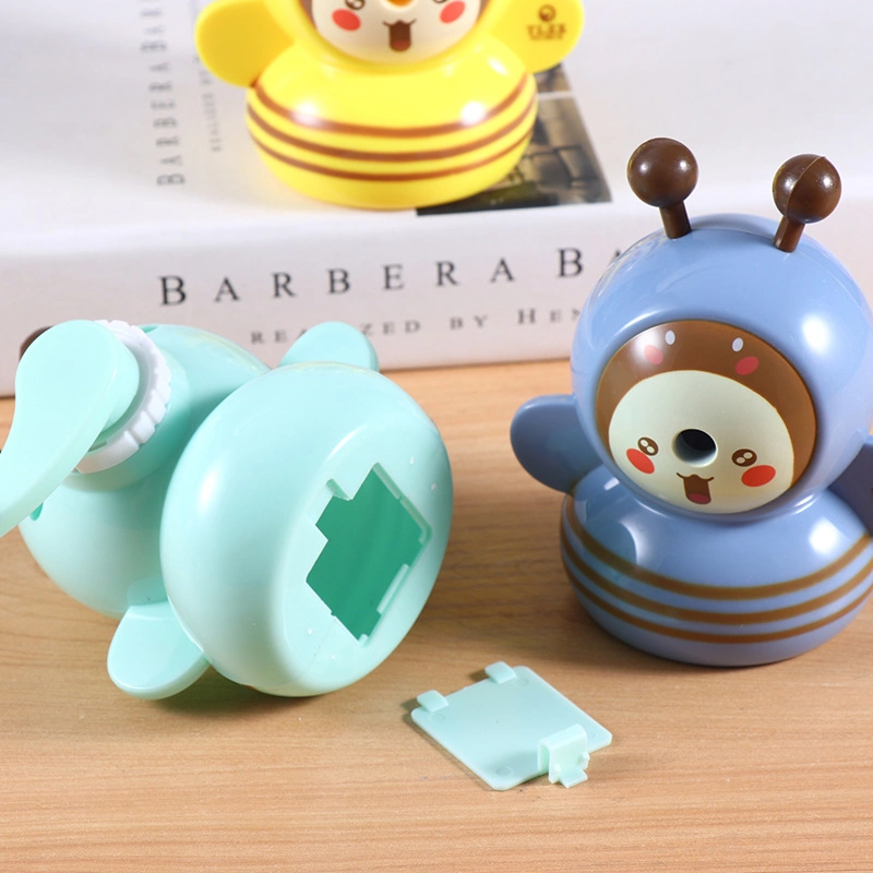 Hot Selling Cute Yellow Bee Shaped Manual Pencil Sharpener for Children