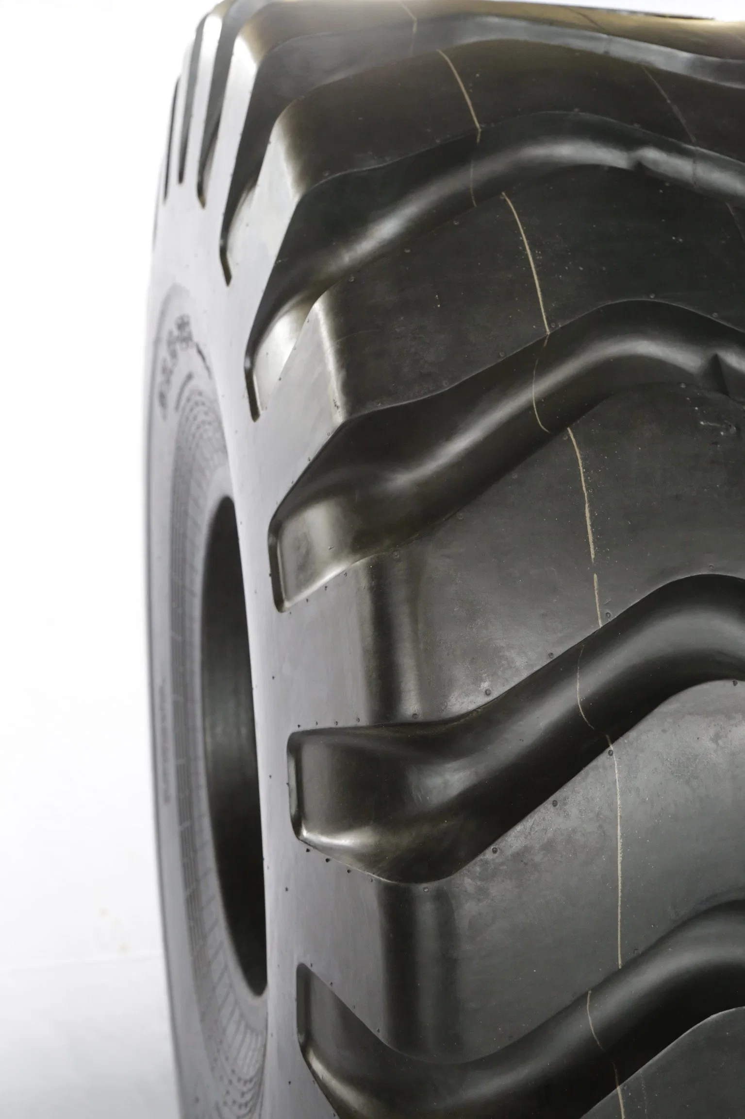 L-3 Pattern with Size 26.5-25 High quality/High cost performance OTR, Loader Tyre