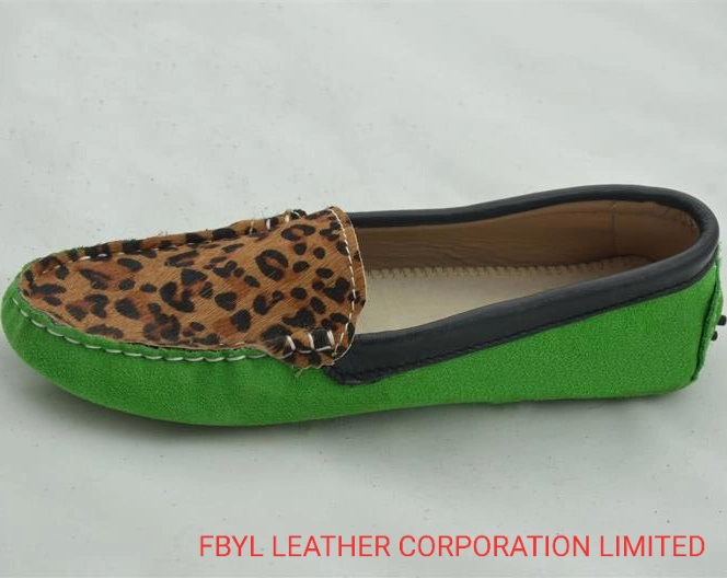 Fashion Real Leather Women Flat Base Shoes (FB-80506)