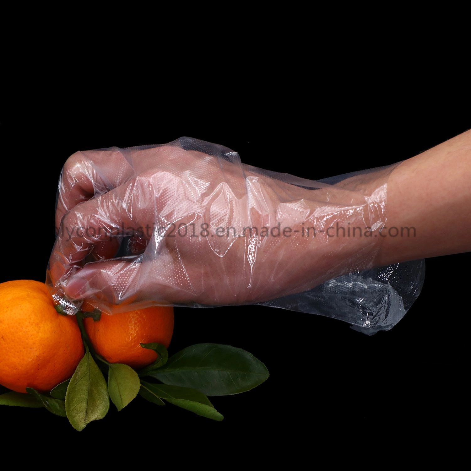 Guantes desechables de PE transparente para la cocina de calidad alimentaria mediante