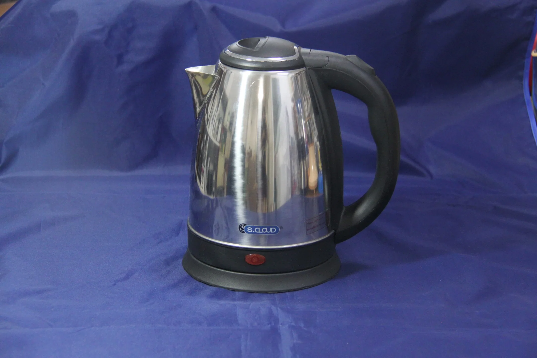 Pequeños electrodomésticos de cocina de Teapot 2,0L en Stock Acero inoxidable Hervidor de agua eléctrico Big Power 1500W