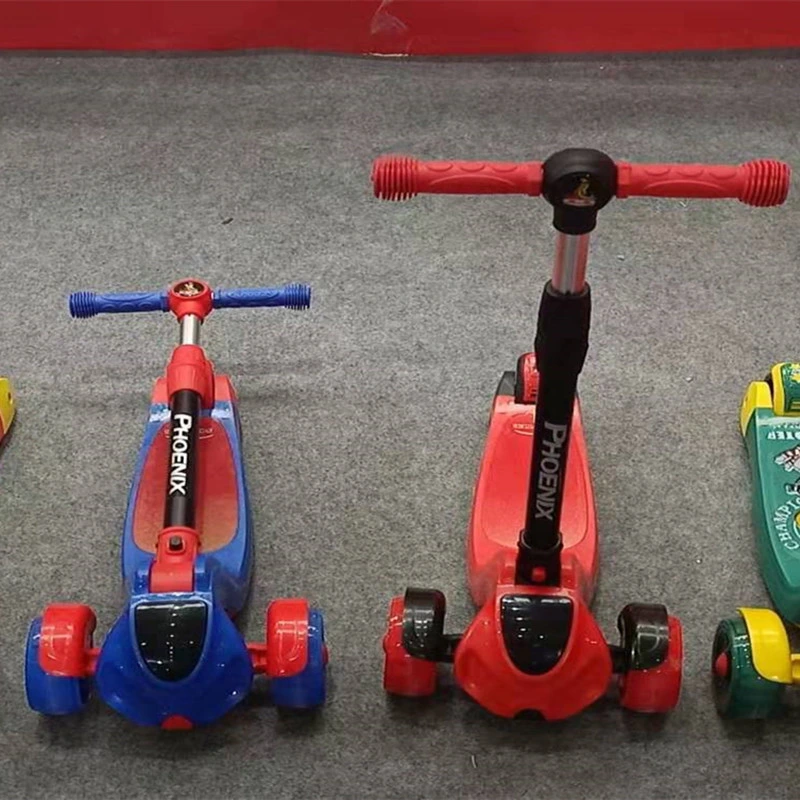 The Scooter Is The Best Gift for a Child Sc-37