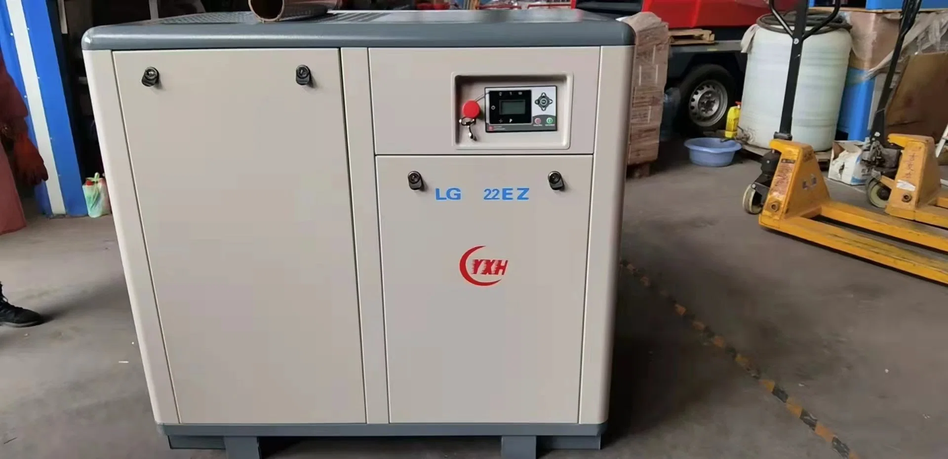 General Industrial Equipments Screw Air Compressor 11kw 15HP 1.7m3/Min