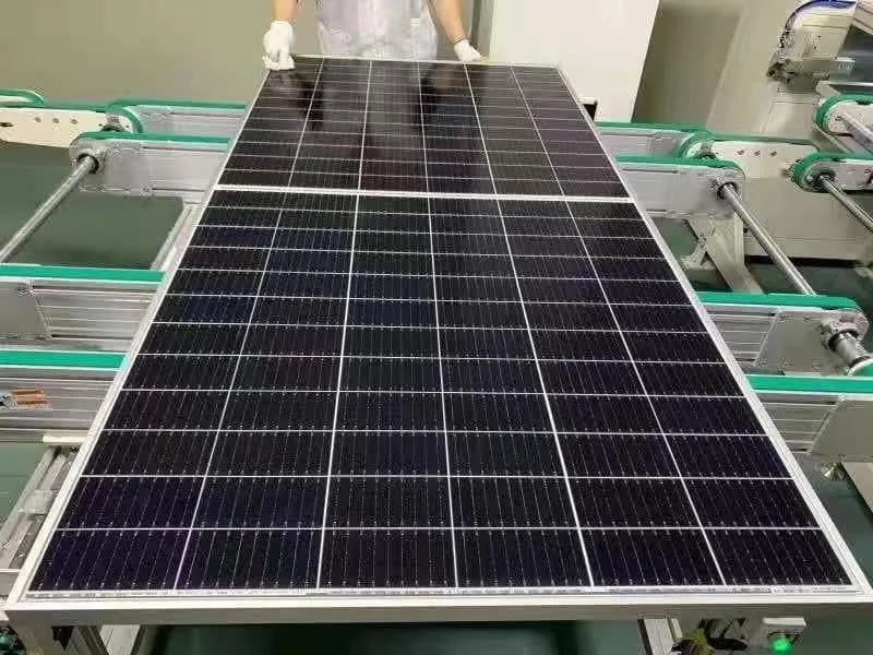 Monocrystalline Silicon Half Cut Cell 520W-550W Good Price Panels PV Module Manufacture