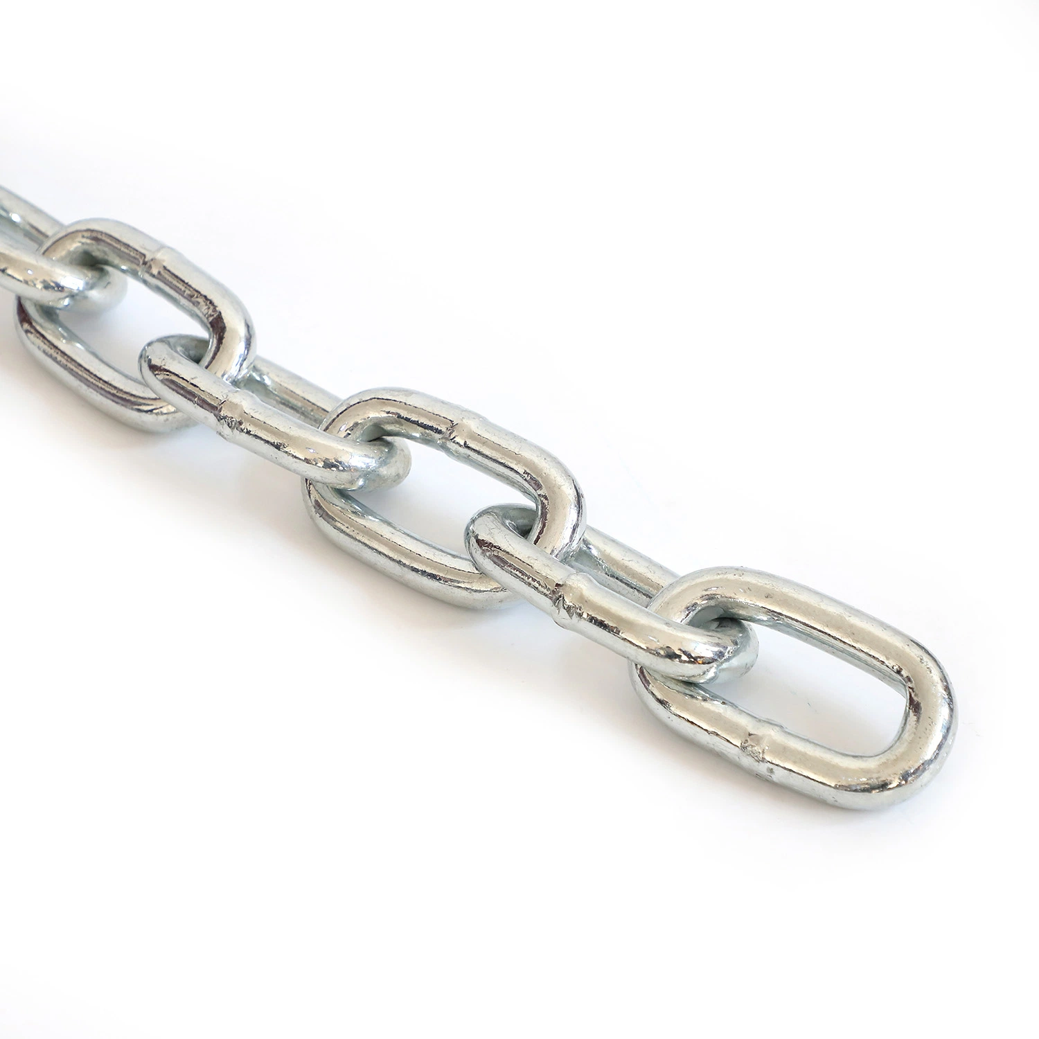 Made in China DIN766 Welded Chain Standard Short Link Lifting Chain
