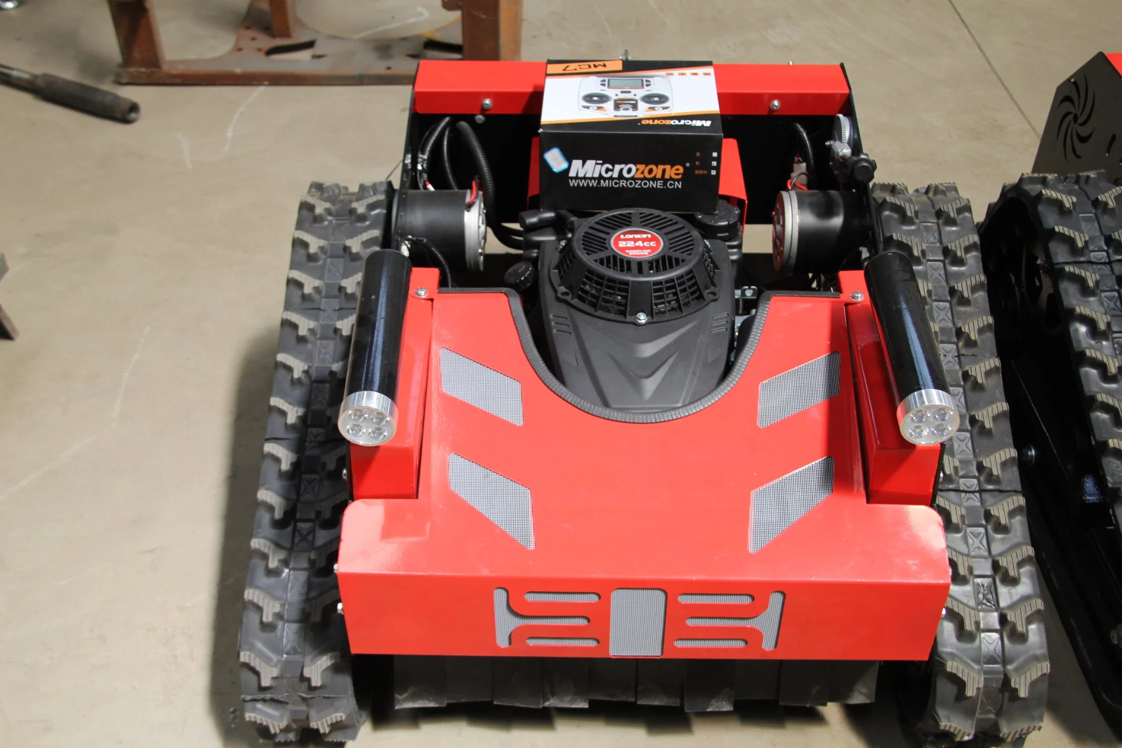 Robot Lawn Mower RC Grass Cutting Machine