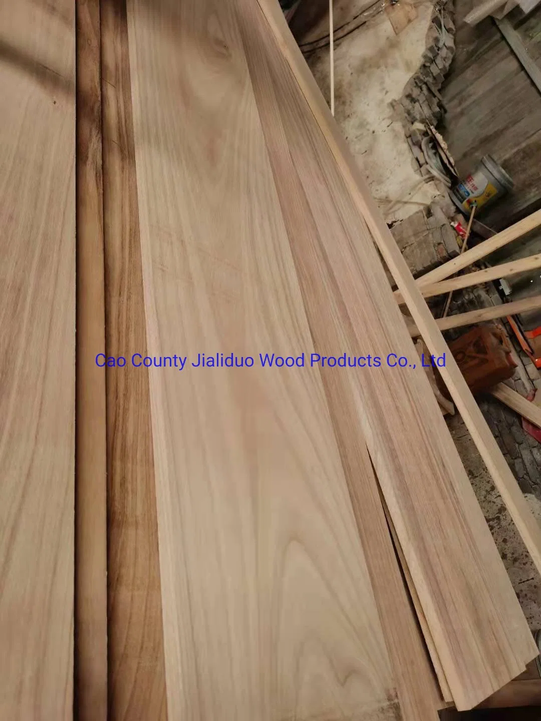 Hot Selling China Solid Wood 28X28mm Paulownia Square Chamfers