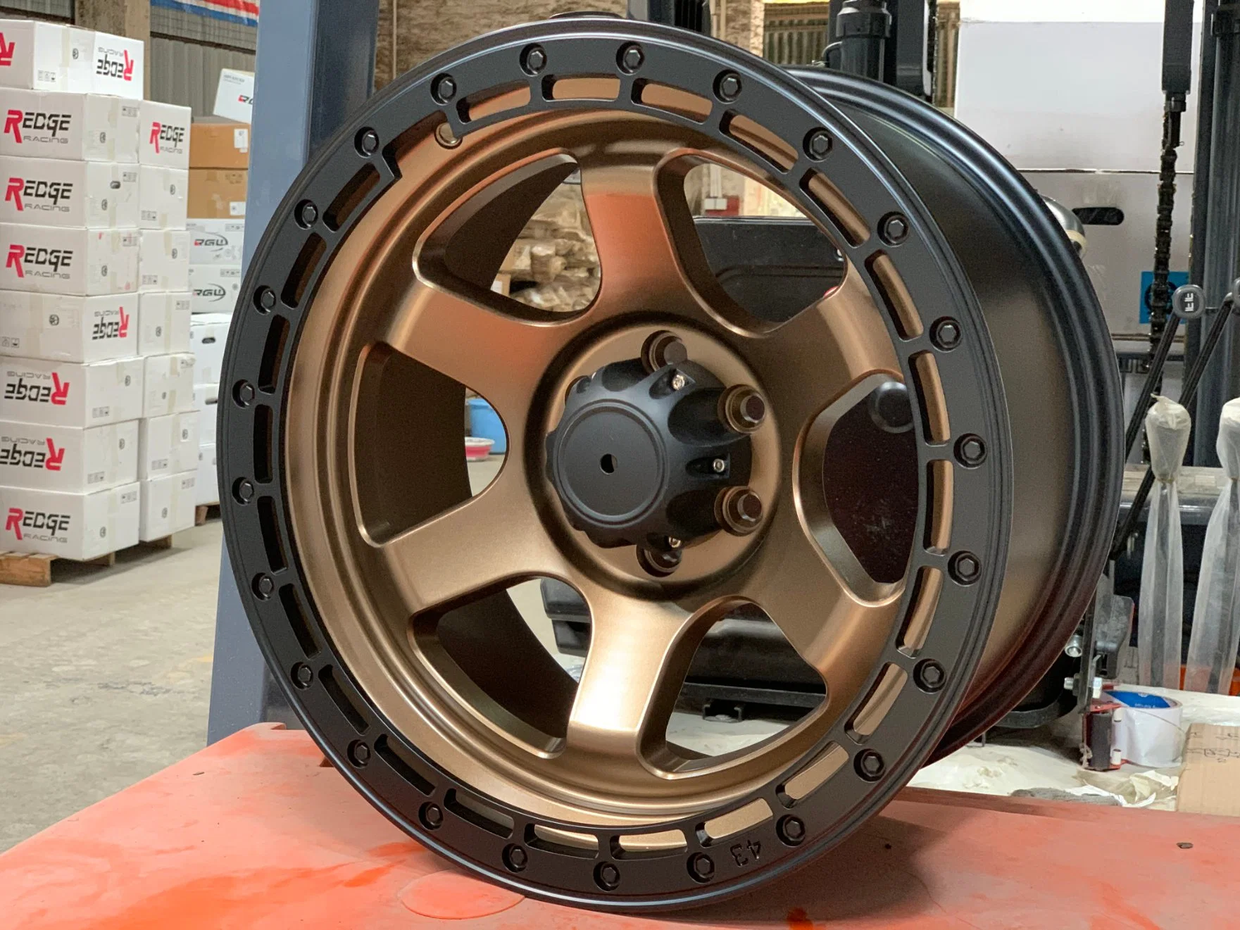 17inch 4 * 4 LKW Räder Felge Bronze Farbe