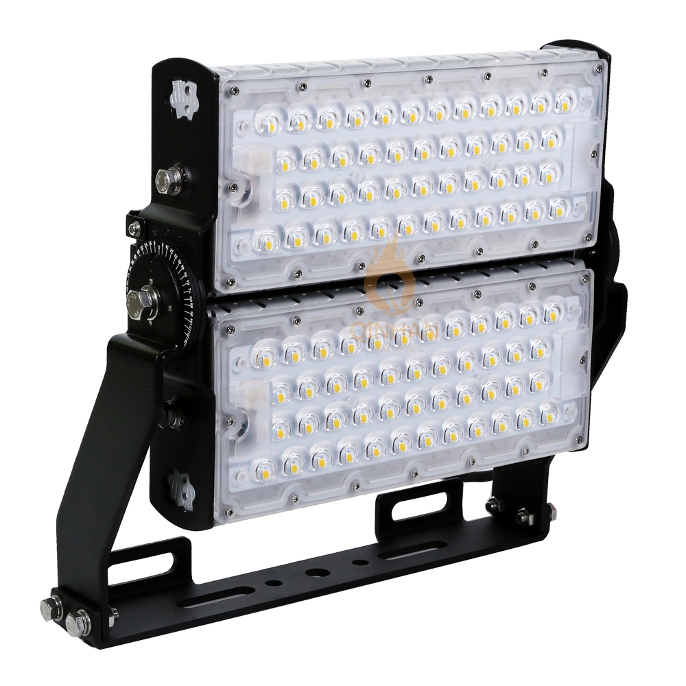 IP65 Haute Puissance 100W 200W 300W 400W Projecteur de Projecteur de Tunnel à LED RGB SMD pour Éclairage Extérieur de Stade Marin Décoration Paysagère Aquarium Éclairage de Parking