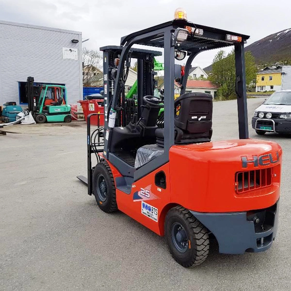 2.5ton Mini Diesel Forklift with Solid Tire CE Certificate