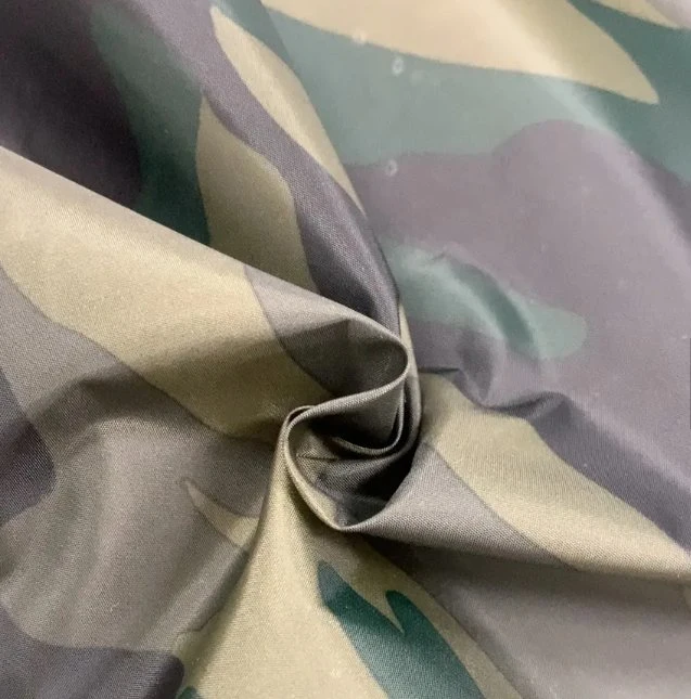 Digital Camouflage Printing 210t Taffeta Fabric with 100% Polyester and PU Coating for Sportswear