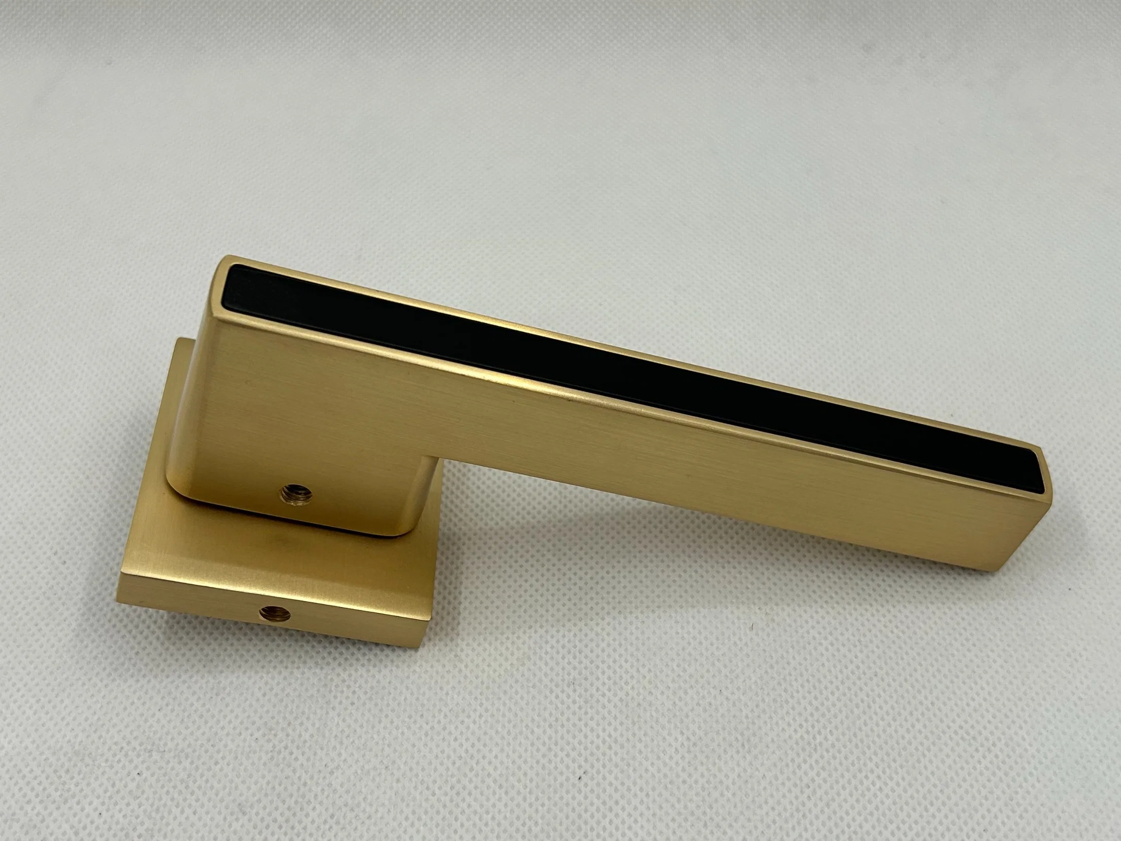 Zinc Alloy Door Lock Handle on Rose 0425A