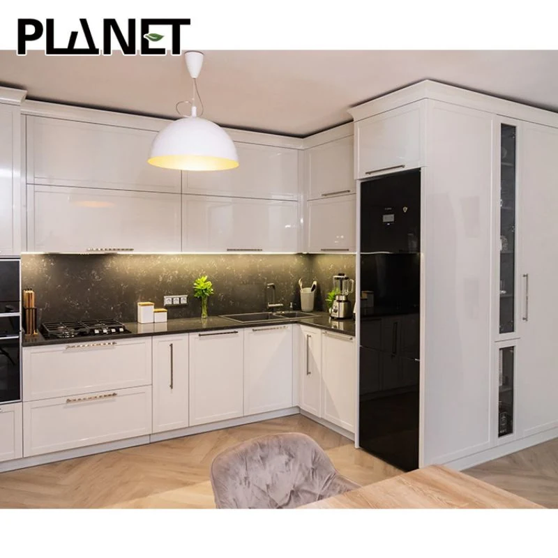 Estilo australiano elegante Laminado de laca a medida Pintura de madera Blanco moderno Cocina Armario Cocina de paquete plano