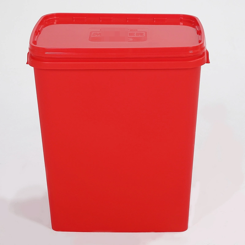 High quality/High cost performance  40liter Custom Logo Stackable Airtight Plastic Pet Food Storage Bins