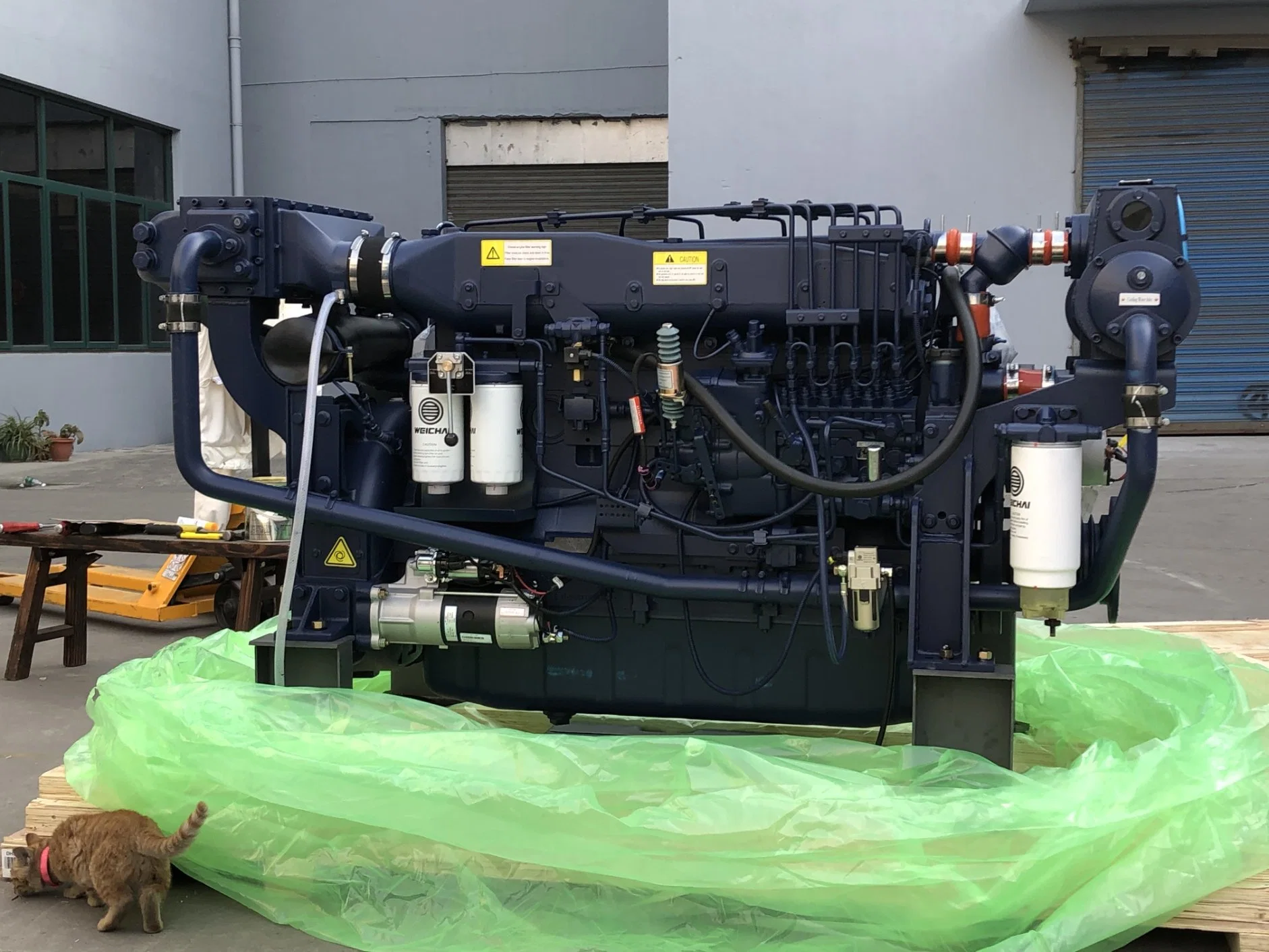 Brand New 6 Cylinder Water Cooled Marine Engine Wd12c400-21