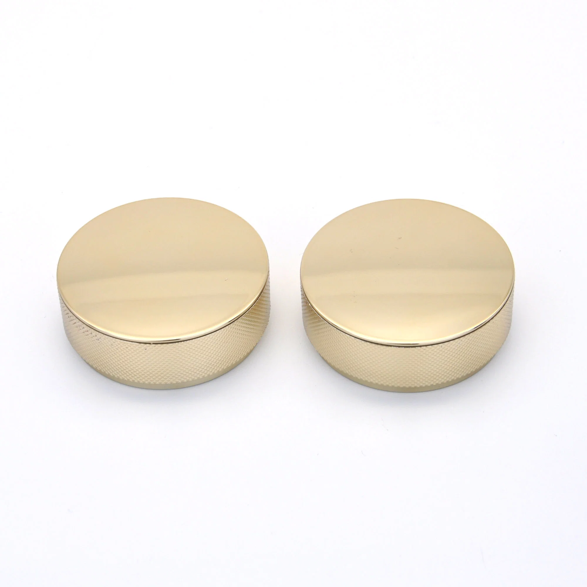 Bouchons à vis en aluminium Jar Cosmétique 28mm 50mm Jar cosmétiques Gold bouchon à visser le bouchon de plastique rond