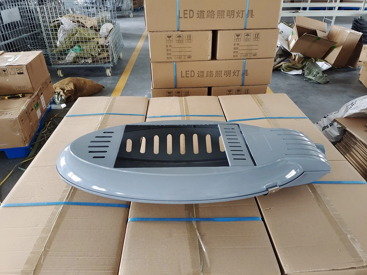 Prices of Solar Street Lights with 30W-50W LED Light Bulb and 6m 8m Pole