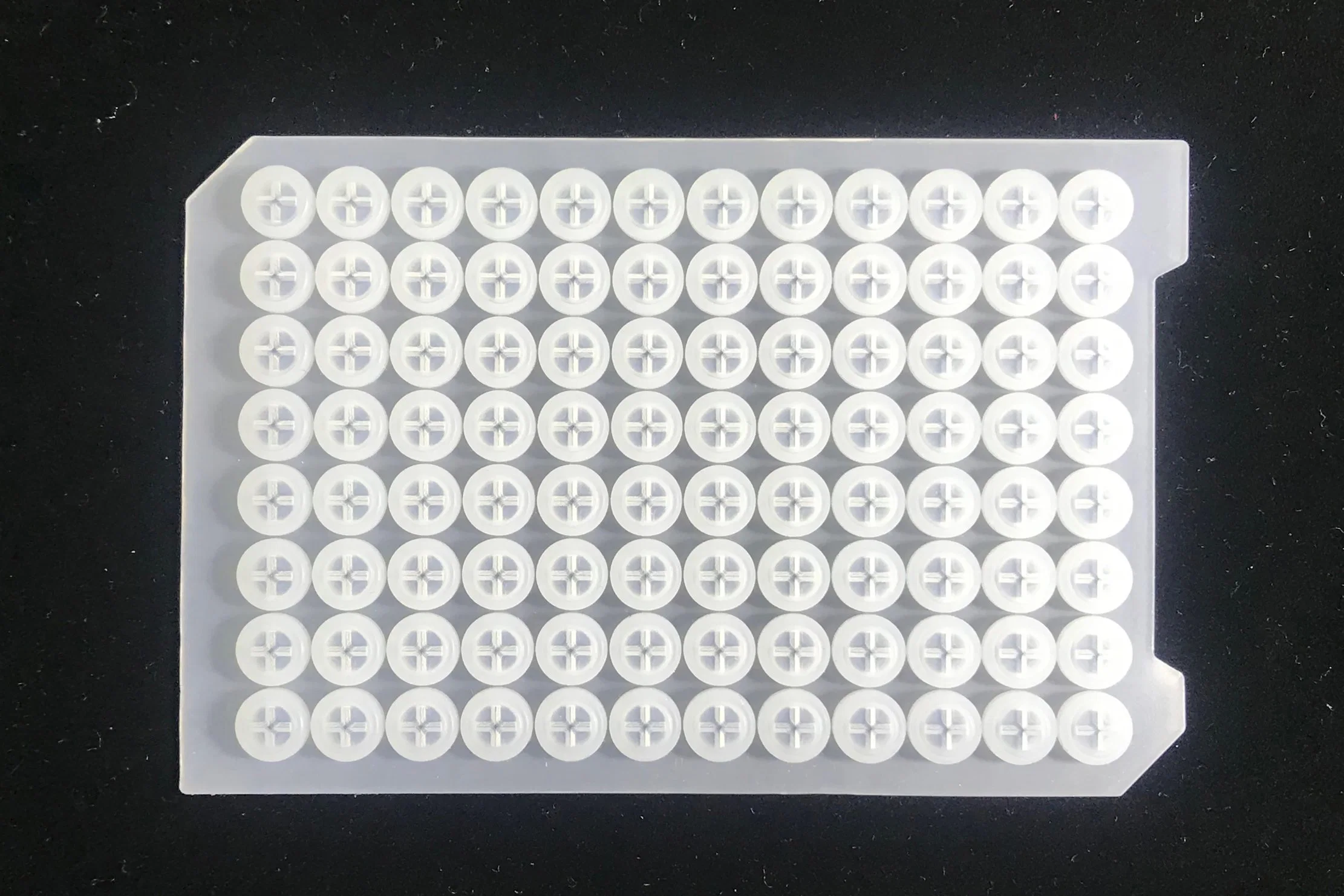 Pierceable Silicone Mat for 96 Round Well Plate 1.0 and U/V Plate