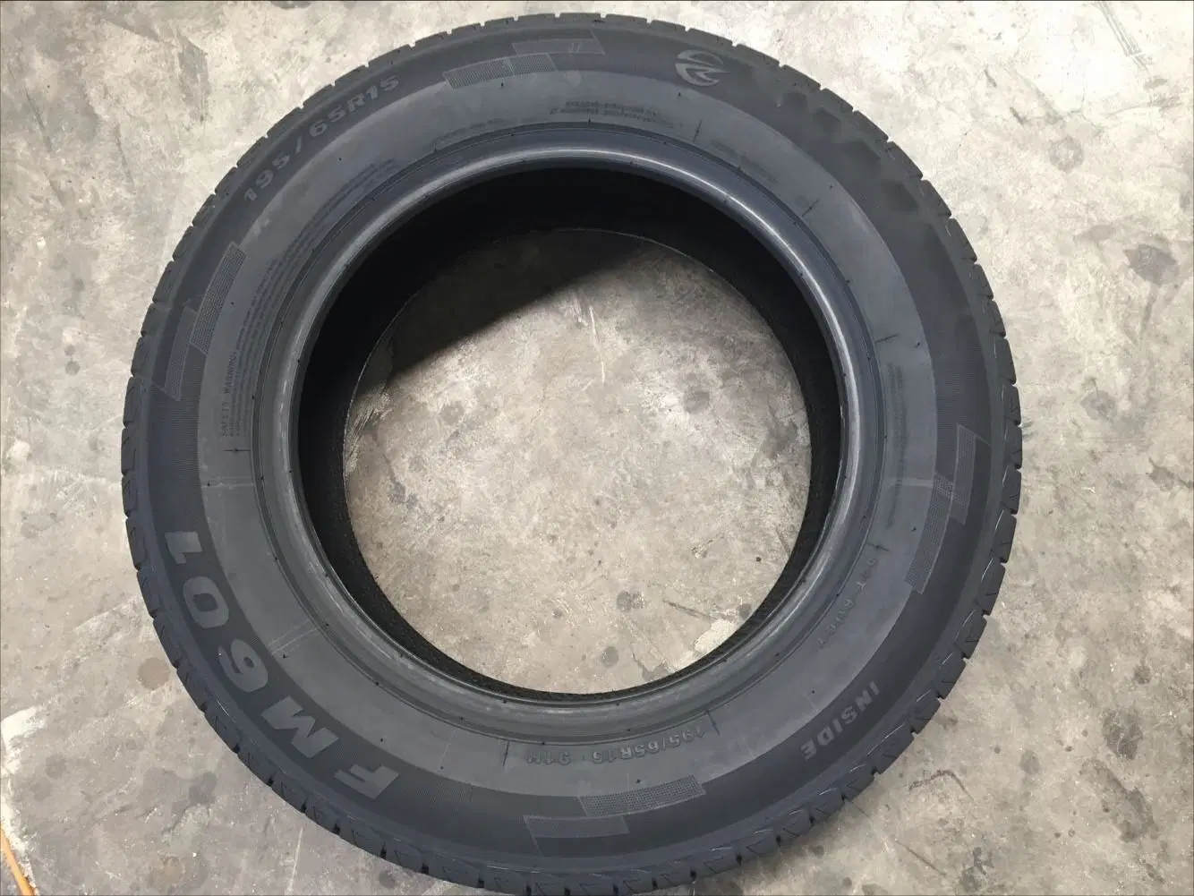 225/55ZR16 Radial car Tire, PCR car Tire with good service and customer approval 225/50ZR16