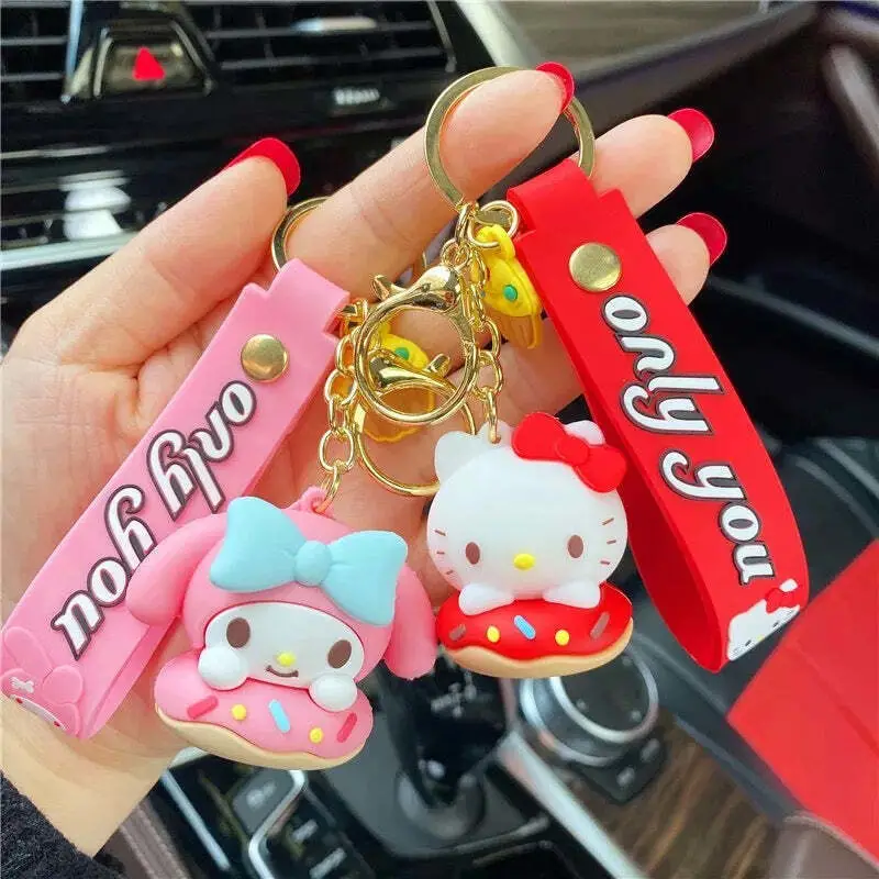 Gros porte-clés en PVC avec breloque mignonne Kawaii Mymelody Kuromi Cinnamoroll Pompom Purin Hello Kitty Sanrio. Parfait pour les filles.