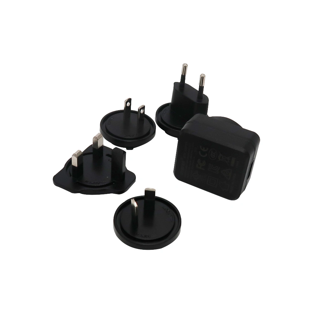 5V 1A Universal-Wandmontagenetzteil 5W EU/Au/US/UK/Kr austauschbar Schließen Sie das Micro-USB-Ladegerät an