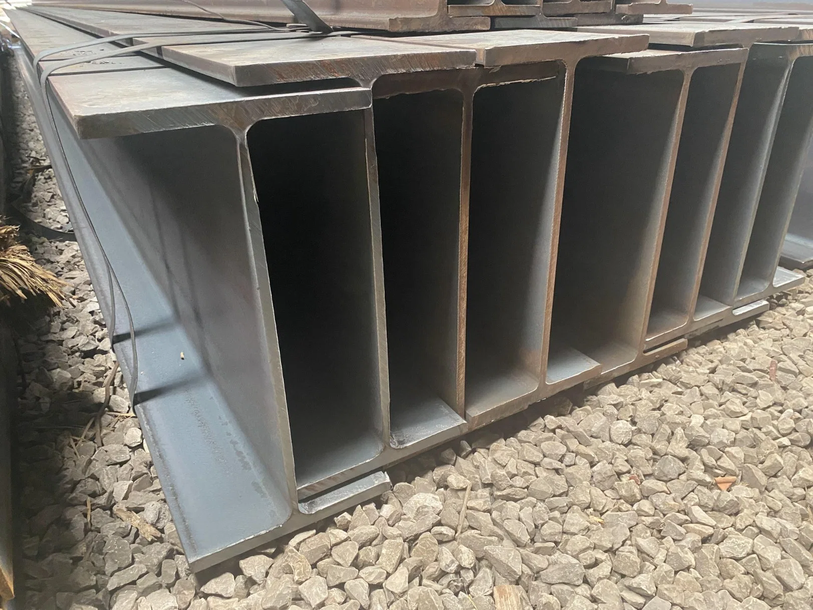 Q235B Q345e H Beamhot Rolled ASTM Standard A36 Ipe 600 I Beam Steel H Beam Structural Steel ASTM A36 A992 Hot Rolled Welding Universal Beam Q235B Q345e I Beam