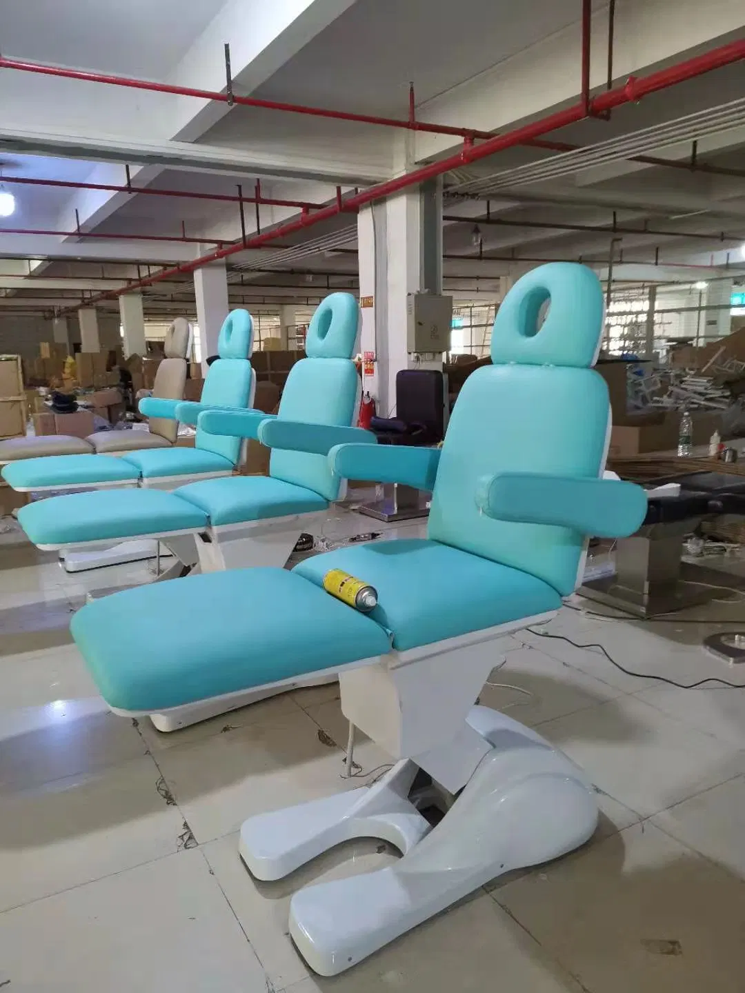 Wholesale Bulk Device Supply Hot Sale Hospital Electric Furniture Bed Operation Table Chair for The Patient