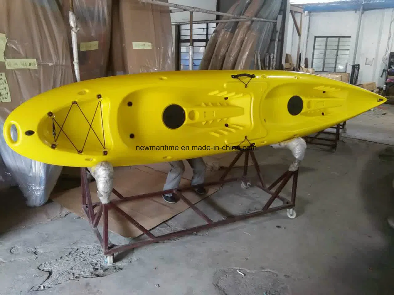 Kayak de polietileno rotomoldeado / Canoa de pesca de PVC en venta