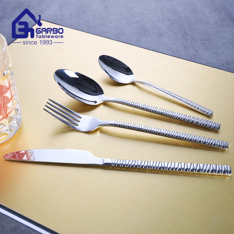 Conjunto de lâminas personalizadas em aço inoxidável Cutlery 4PCS gravado com lâmina de faca Utensílios feitos em Sheffield