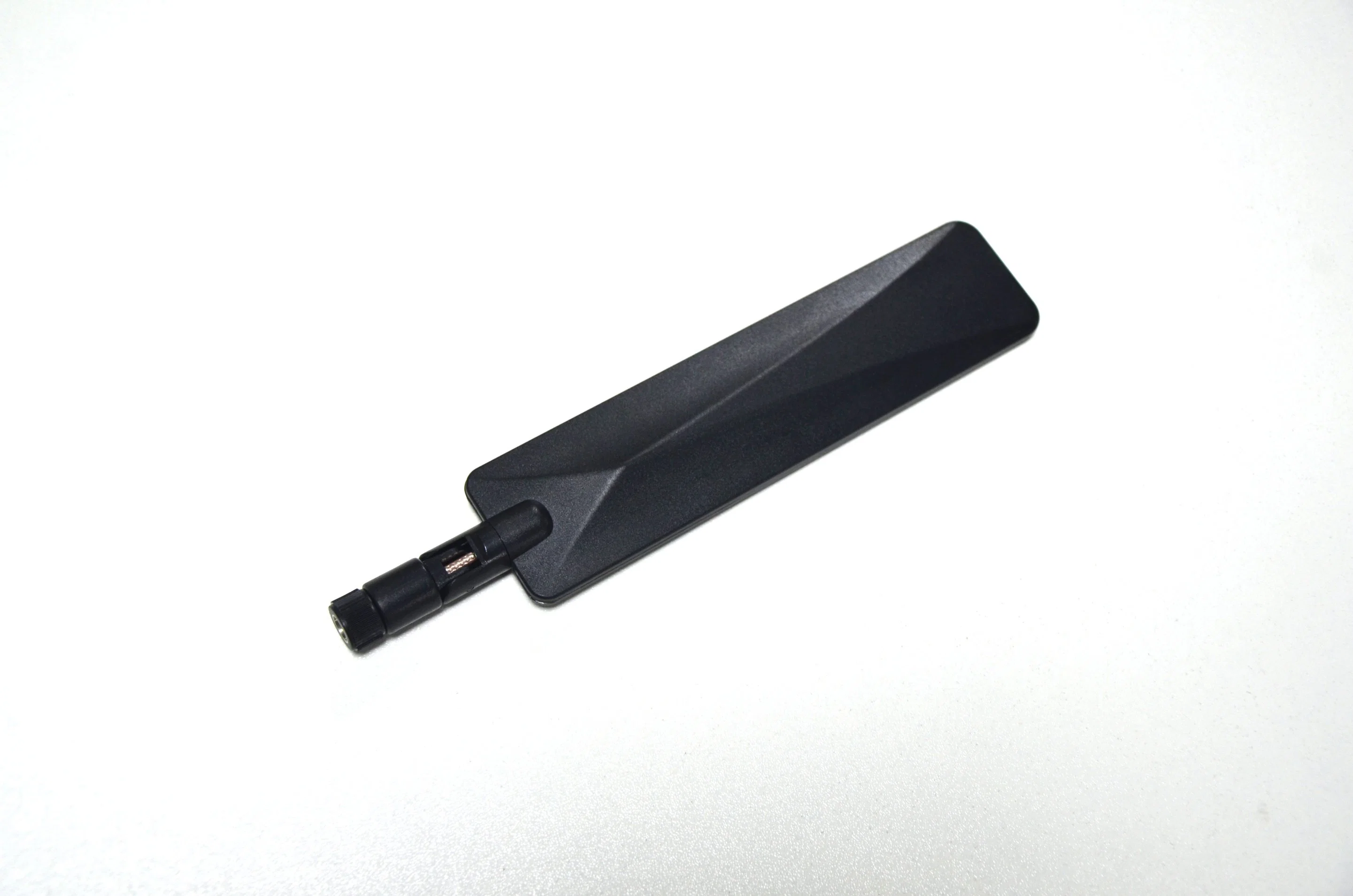 Hot Sell GPS GSM Bt/WiFi Pnd DVB-T TV Laptop CDMA 2.4G 5g LCD Mini Coaxial Cable Antenna