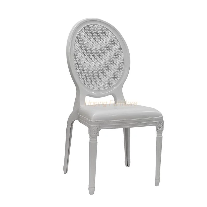 Chaises de salle à manger classiques en plastique blanc à dos rond de Chine Chaise de réception bon marché