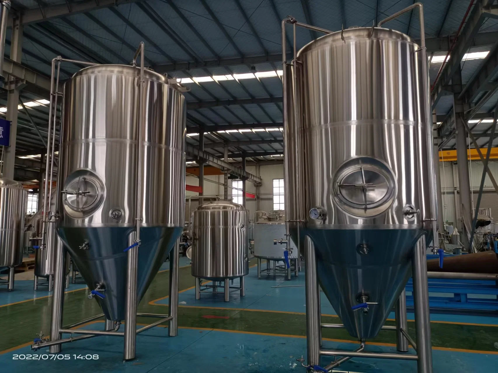 Good Quality Microbrewery 2000L Beer Brewing Equipment Conical Fermenter / Fermentor