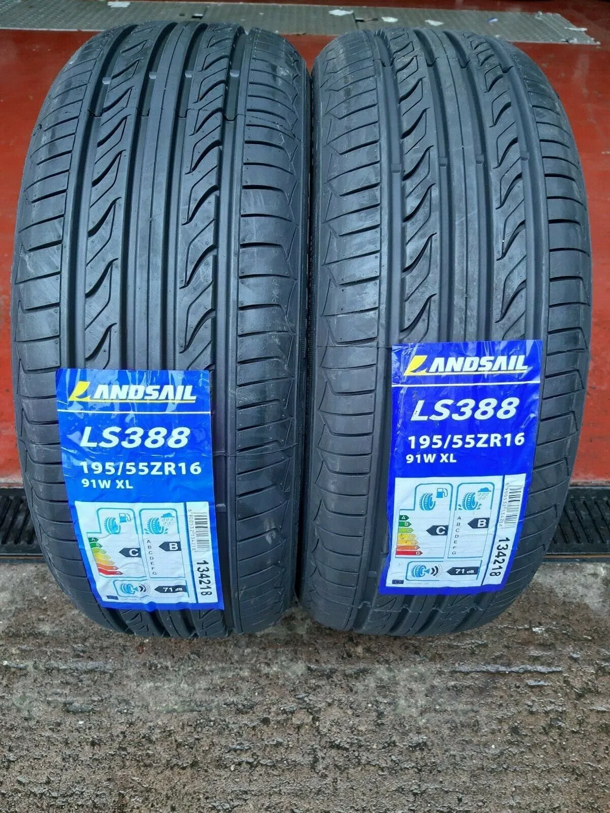 Chinese Brand Passenger Car Radial Tire/Tyre, Highway UHP SUV Passenger Car Tire All Size Best Quality