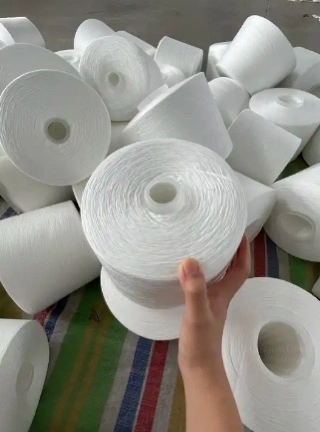 China Manufacturer Parallel Tube 100% Spun Polyester Yarn 50/2 for Sewing Thread