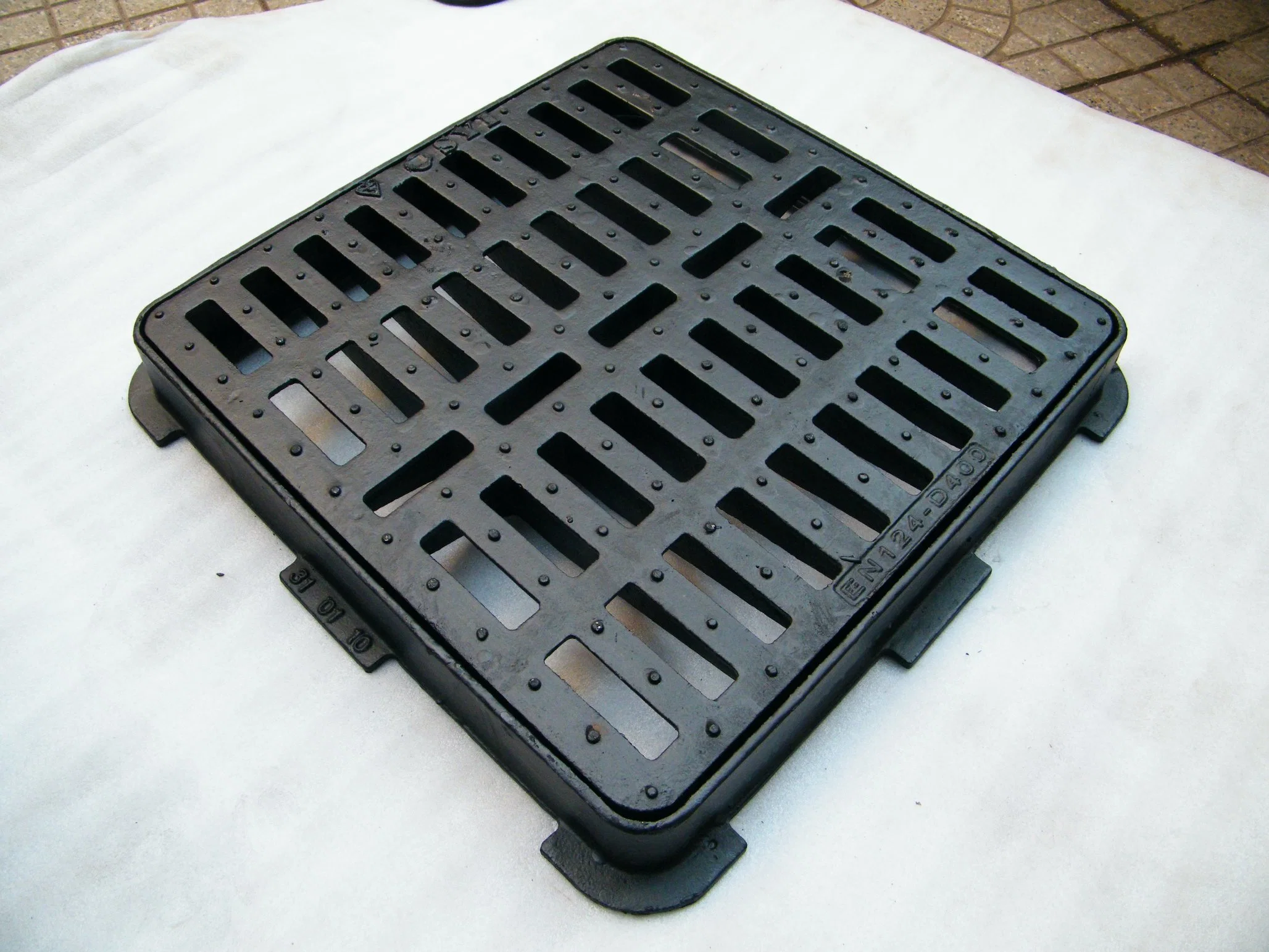 Syi Factory Supply out Door Grating Cover Ductile Cast Iron Drain Gully Grate