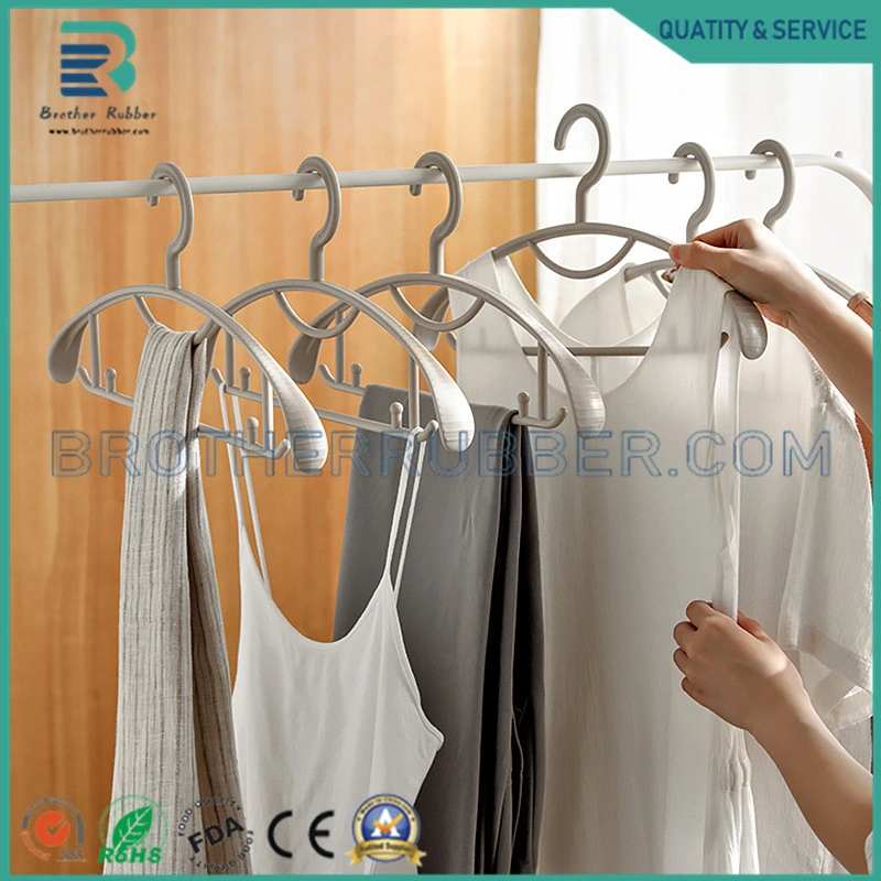 Anti Slip Black Rubber Coated Plastic Hangers for Clothes