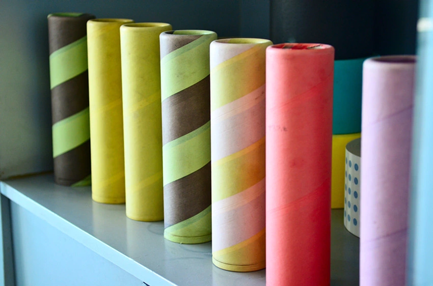 La pulpa de madera color papel pergamino para tubo de papel de núcleo de papel