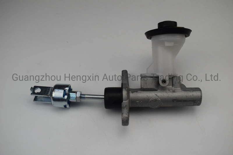 31410-34012 Wholesale/Supplier Auto Parts Clutch Master Cylinder for Hilux