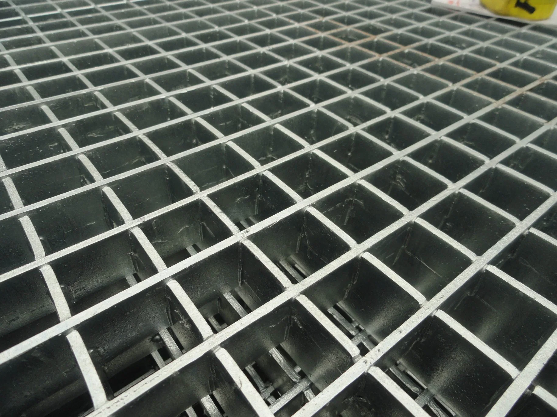 Building Materials Low Price Galvanized Floor Steel Grating for Sale