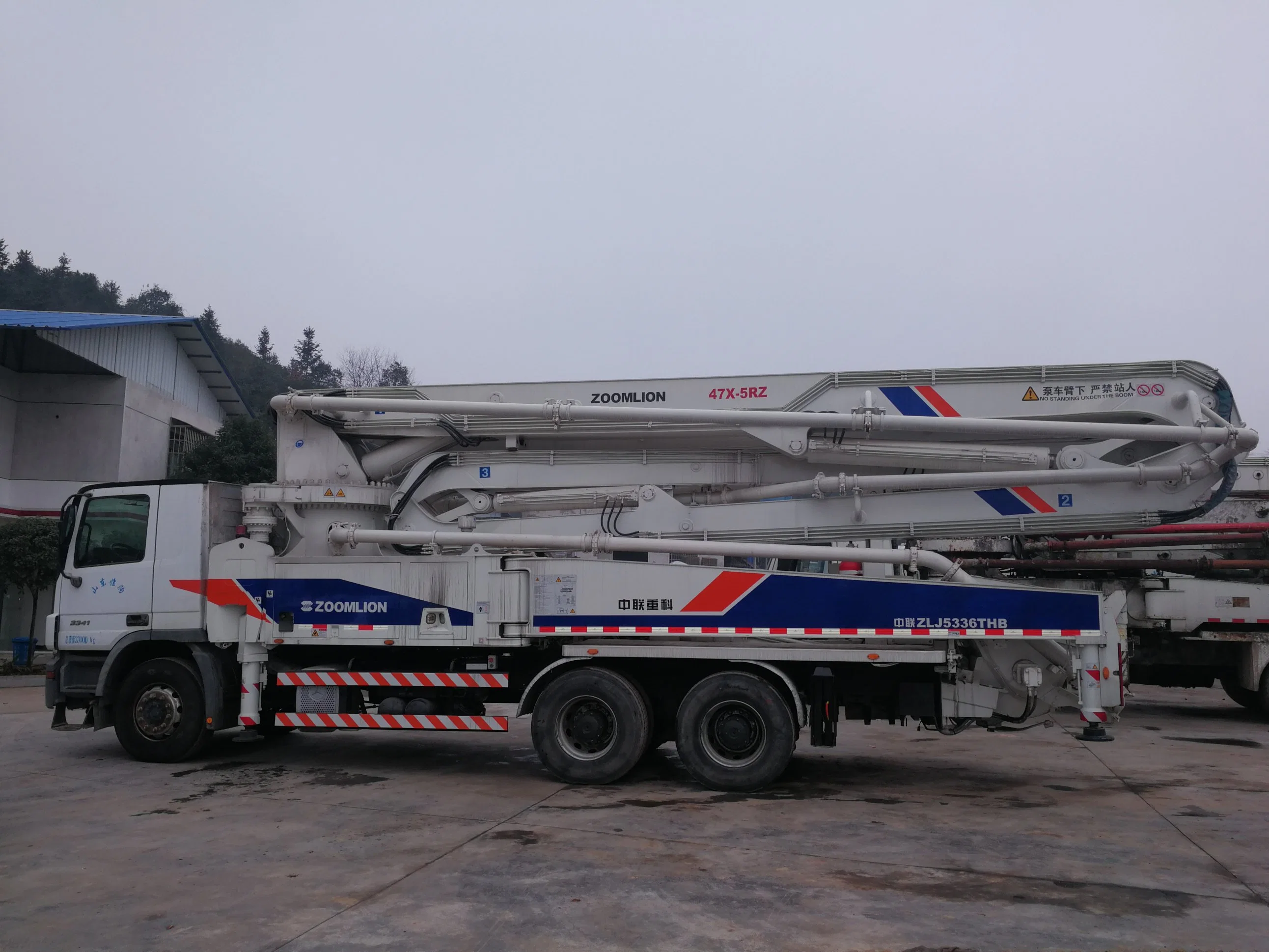 Zoomlion utilisé 47 mètre de béton machinerie de construction de la pompe d'équipement lourd usagés