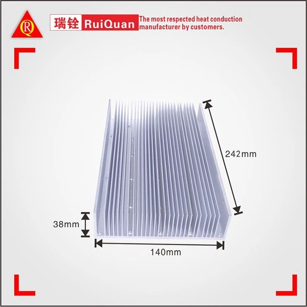 140مم عرض زعانف كثيفة بروز وحدة المعالجة المركزية حرارة تشرب رادياتير من الألومنيوم
