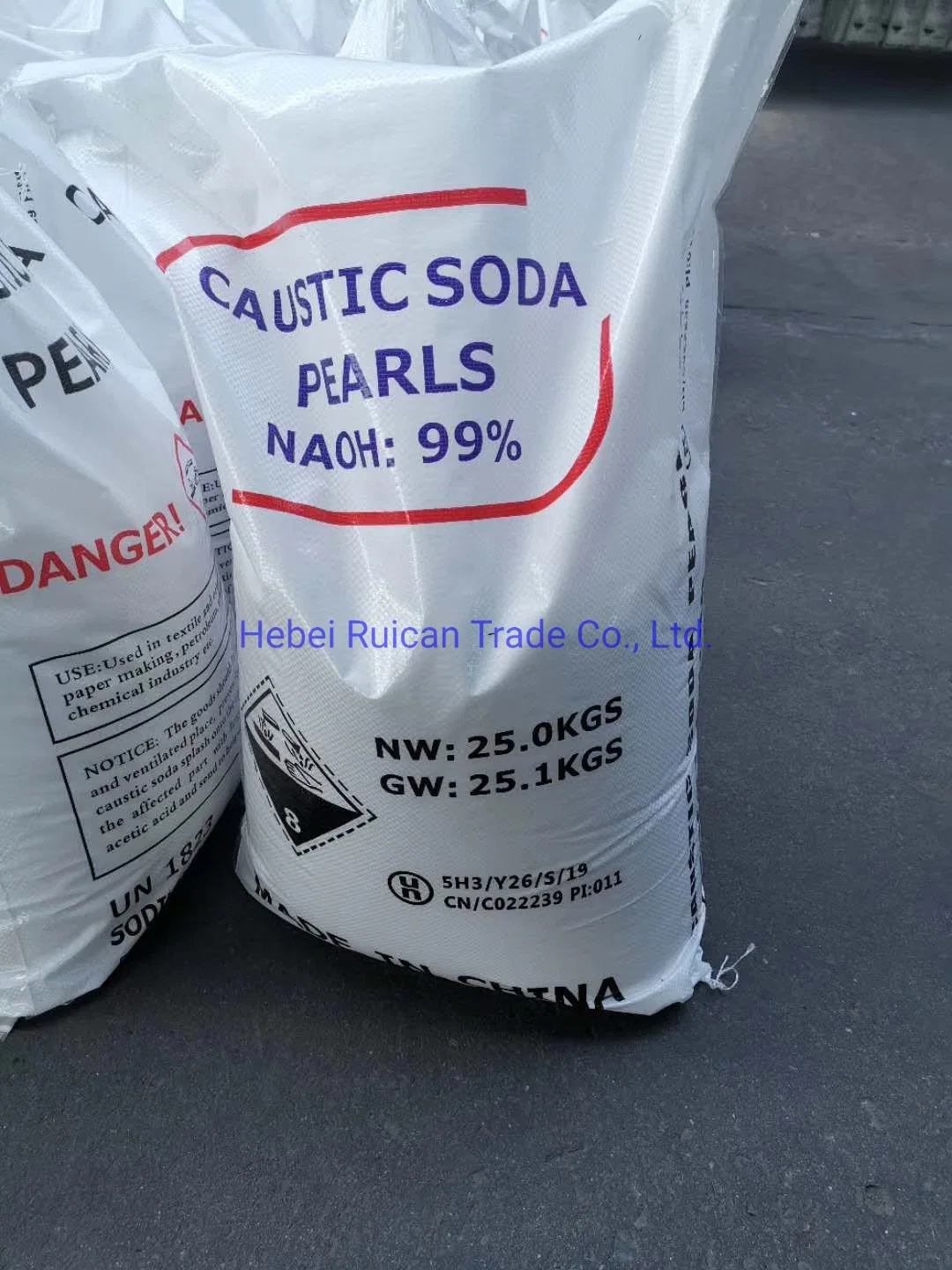 CAS. 1310-73- 2 Rendimiento de alta calidad/alto costo C Seroño Austico Flakes 99%/ S Odium H Ydroxide sólido 99%