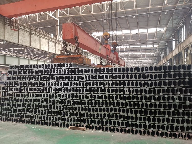 CE Certification International Railway Standard Crane Rails Track Railroad Heavy Steel Rail