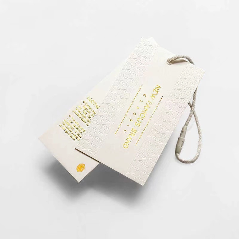 شعار Hangtag فاخر فاخر للغاية من نوع Gold Stamping مع شعار Hick Luxury Garment Custom